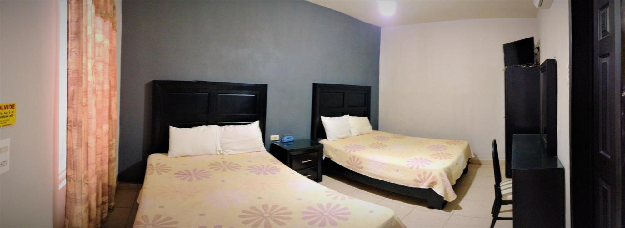 Laguna Inn Торреон Экстерьер фото